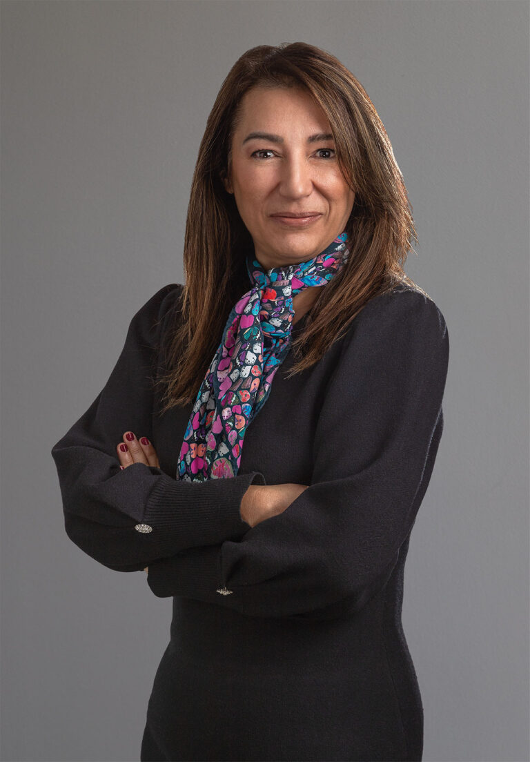 María Eugenia Armisén Causarano